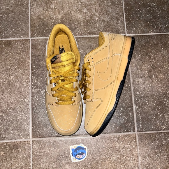Nike Dunk Low Retro SE Wheat Gum brand new no box - Picture 1 of 3